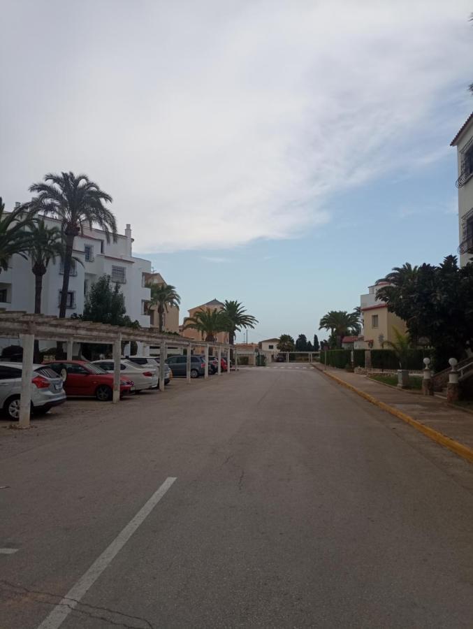Alojamiento Con Piscina Y Chiringuito Denia Exteriör bild