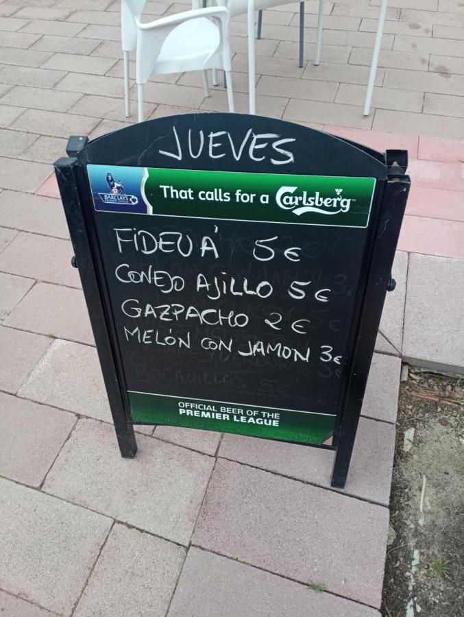Alojamiento Con Piscina Y Chiringuito Denia Exteriör bild