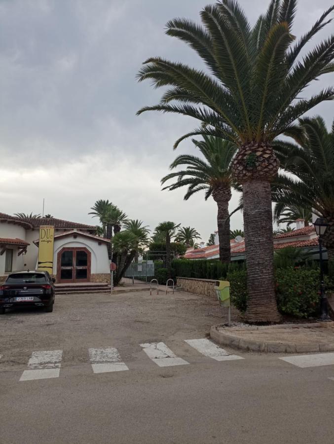 Alojamiento Con Piscina Y Chiringuito Denia Exteriör bild