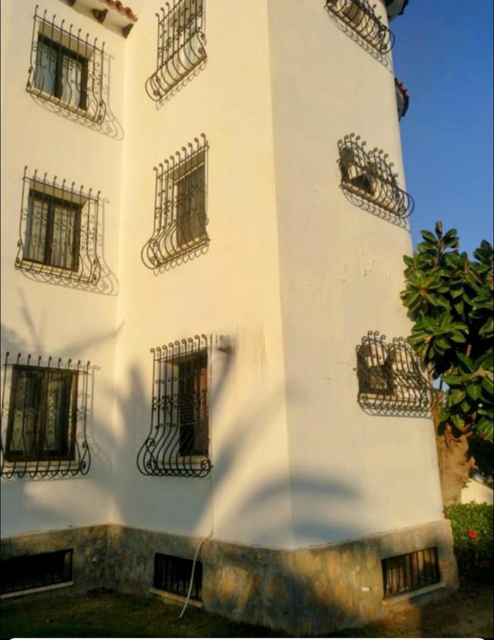 Alojamiento Con Piscina Y Chiringuito Denia Exteriör bild