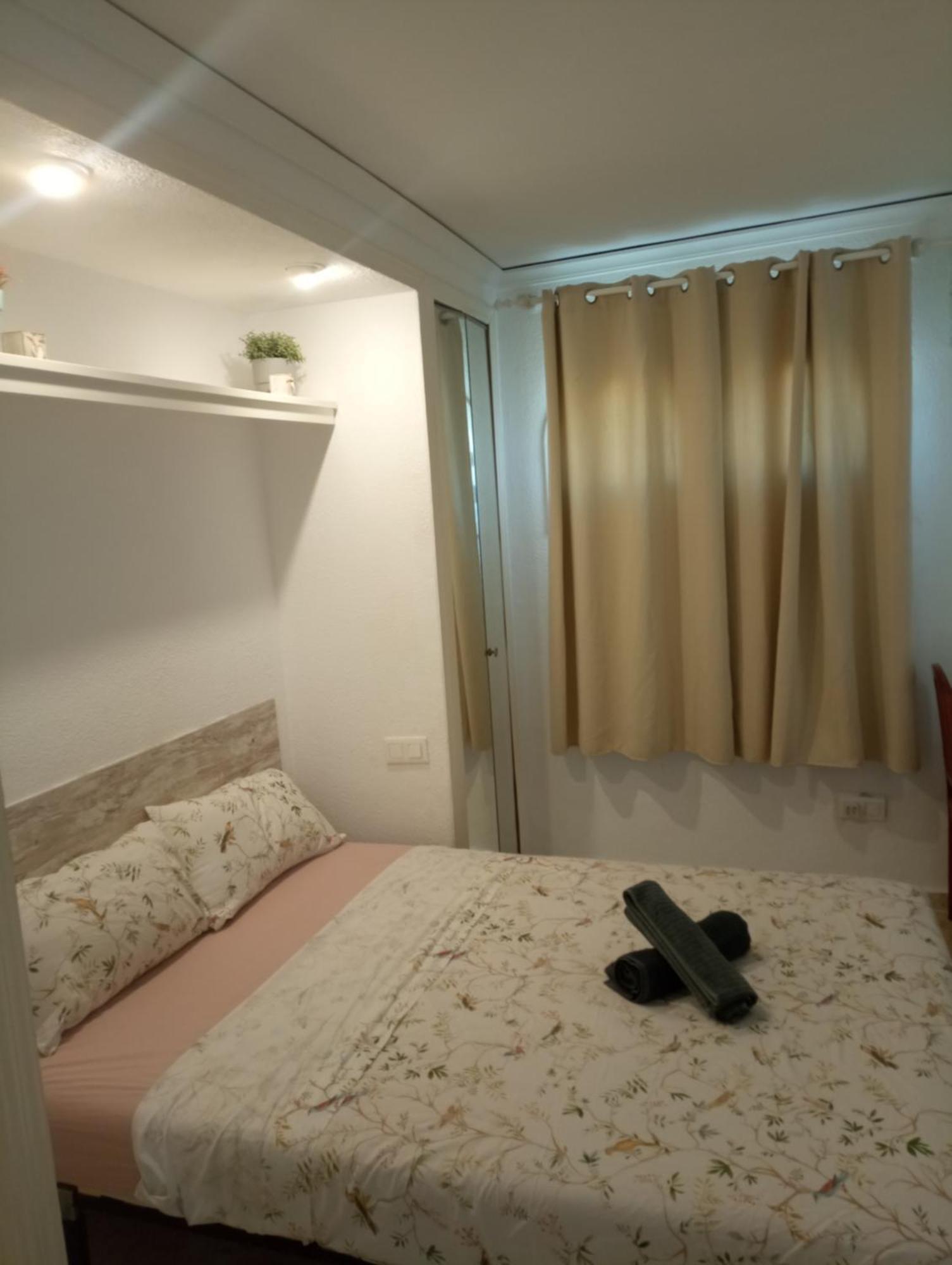 Alojamiento Con Piscina Y Chiringuito Denia Exteriör bild